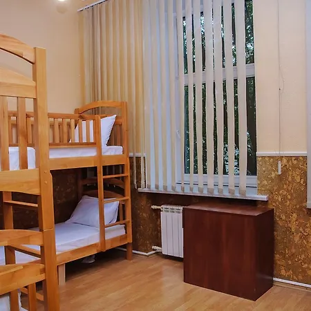 Golden Globus Hostel Kijów